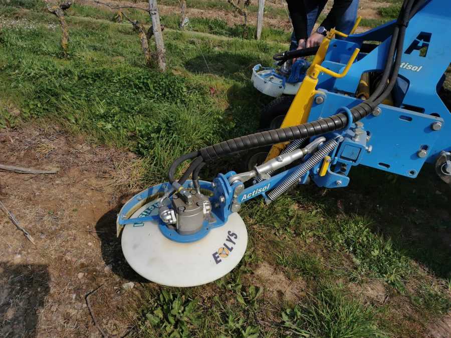 actisol-eolys-tondeuse-cep-entretien-vigne-plateau-430 image 3