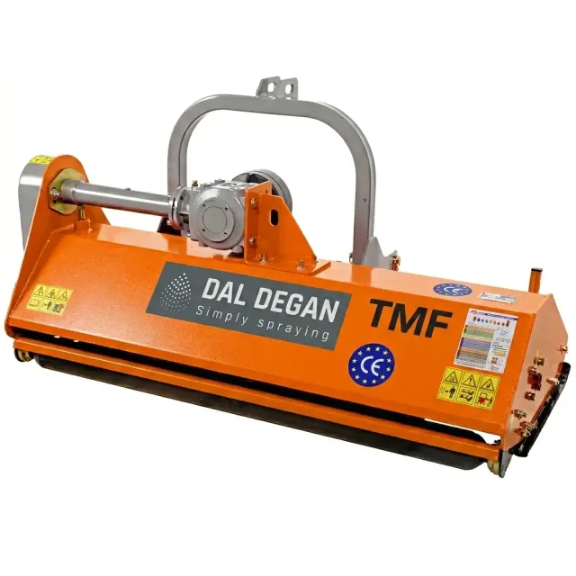dal-degan-trincia-media-1-broyeur-fl-aux-vigne image 1