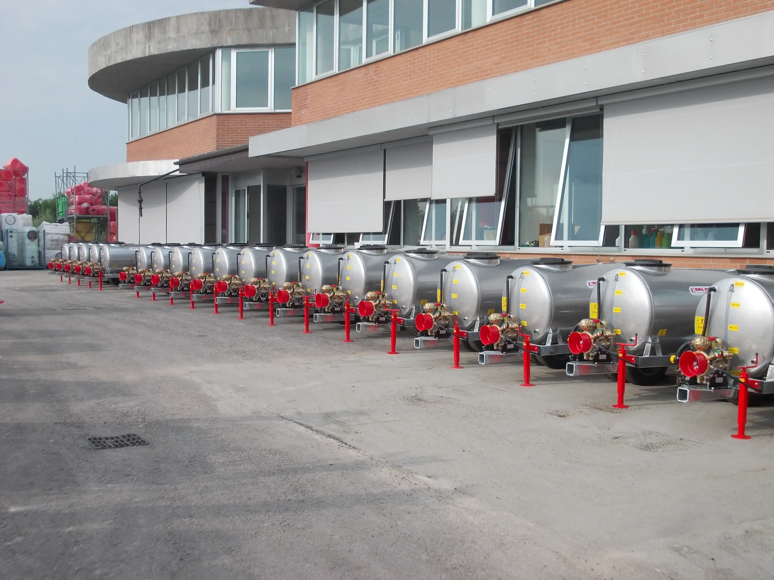 dal-degan-bot-inox-groupe-traitement-tra-n-1000-l-inox image 4